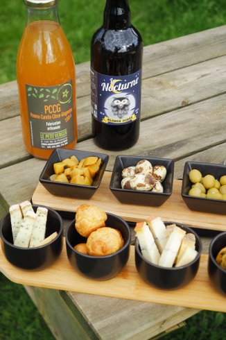 Domaine AbracadaRoom : Parcel Tiny House - près des animaux dans le Jura - Image 10