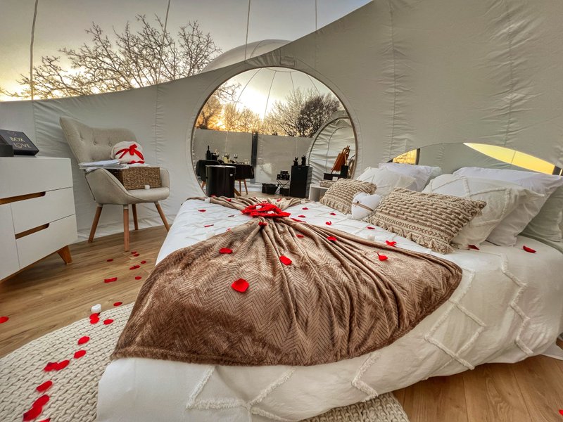 Hébergement AbracadaRoom : Bulle Love Home XO & Spa - Image 2