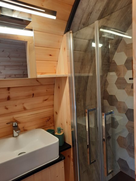 Hébergement AbracadaRoom : Tonneau insolite Le Cerisier - Image 10