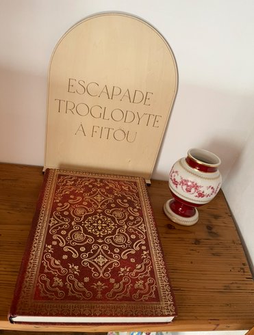 Hébergement AbracadaRoom : Escapade troglodyte à FITOU avec terrasse panoramique et parking privé - Image 9