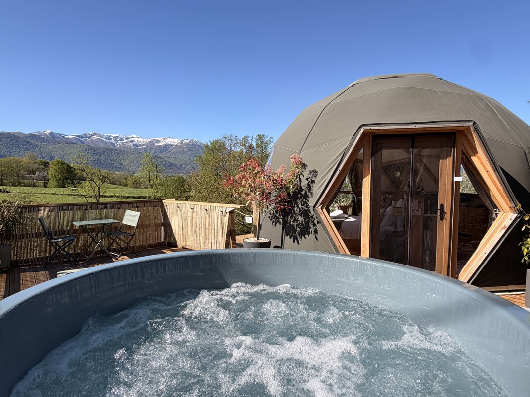 Le dôme avec spa privatif et vue sur les Pyrénées à Asson (18)