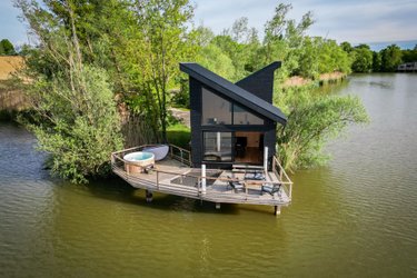 Cabane Spa  Design 6 pers à Bâgé-Dommartin (2)