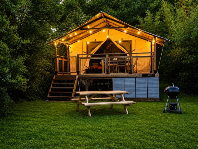 Hébergement AbracadaRoom : Tente safari au bord de l'étang - Image 2