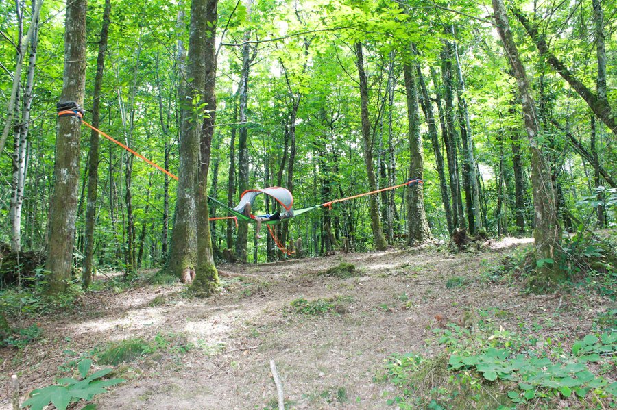 Hébergement AbracadaRoom : Tente suspendue Petit Renard - Image 1