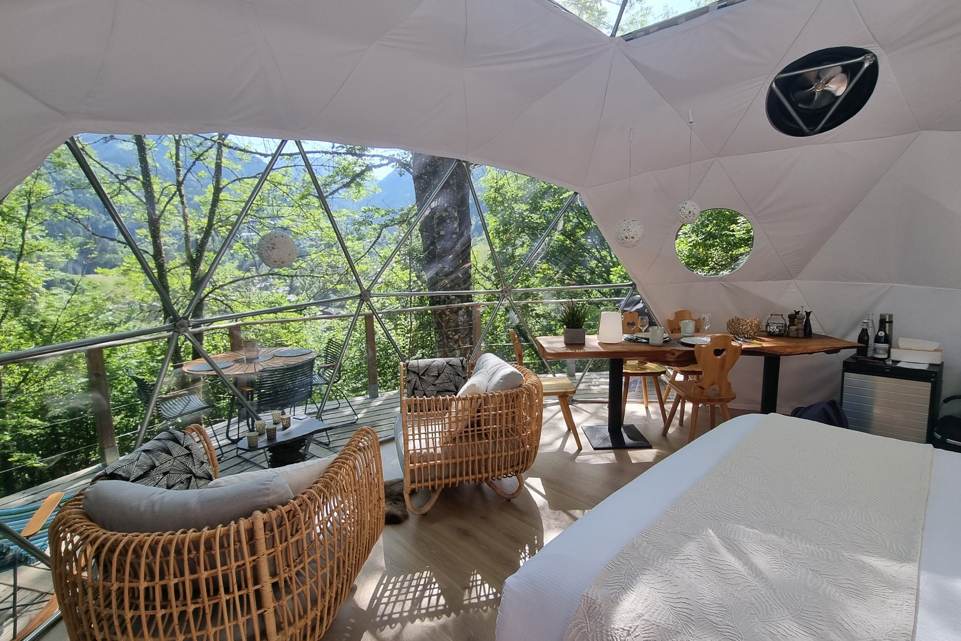 Hébergement UnicStay : Dôme du Paradis & demi-pension à Saint-Jean-D’aulps