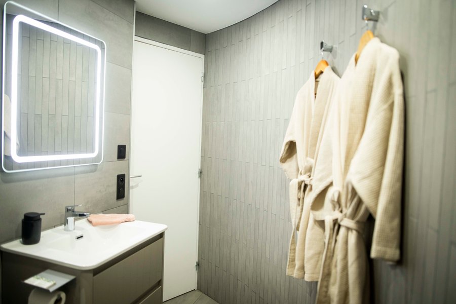 Hébergement AbracadaRoom : La Cabane du Bas & Spa - Image 24