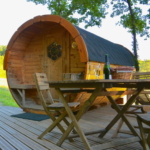 Hébergement AbracadaRoom : Cabane Spa Barrique - Image 1