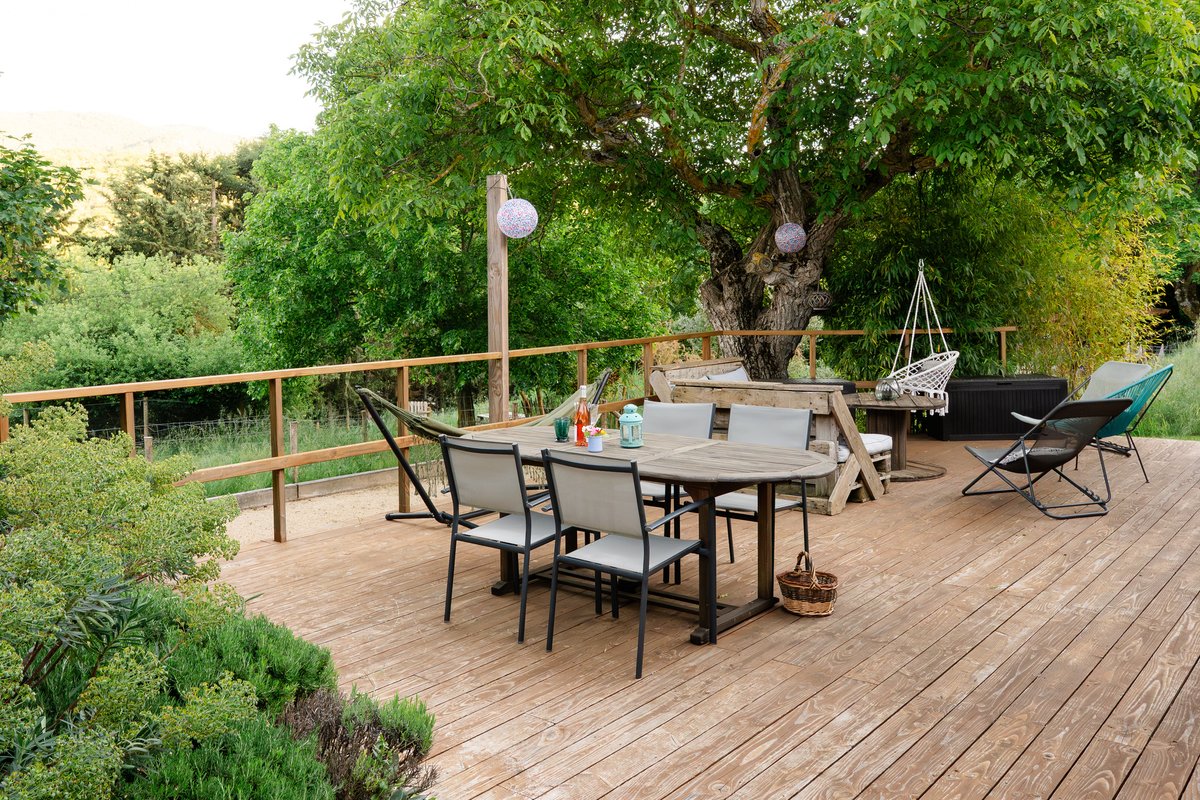 Roulotte la Clé du Luberon & SPA à Buoux (38)