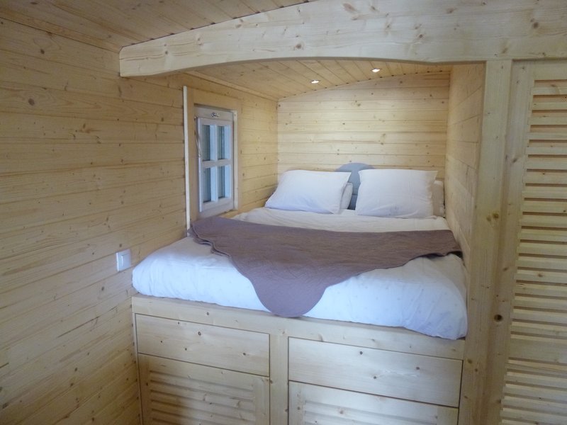 Hébergement AbracadaRoom : Roulotte de Charme - Image 12