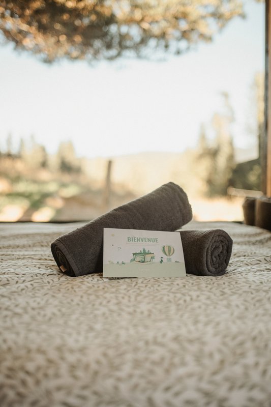 Homnest - L'Instant Sauvage - Vue Cimes & Forêt à Riotord (12)