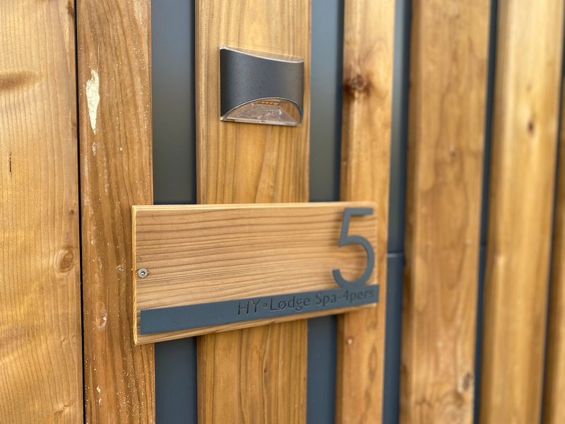 Hébergement AbracadaRoom : HY•Lødge Spa-4pers N°5 (Chalet nature avec spa privatif) - Image 10