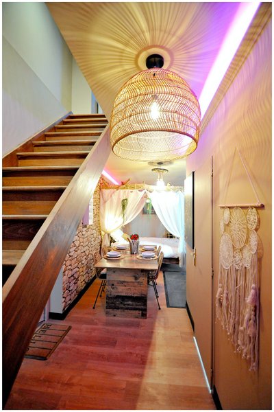 Hébergement AbracadaRoom : Évasion safari unique, SPA XXL, CASCADE D'EAU, CINÉMA PRIVÉ, 5 min du centre - Image 13