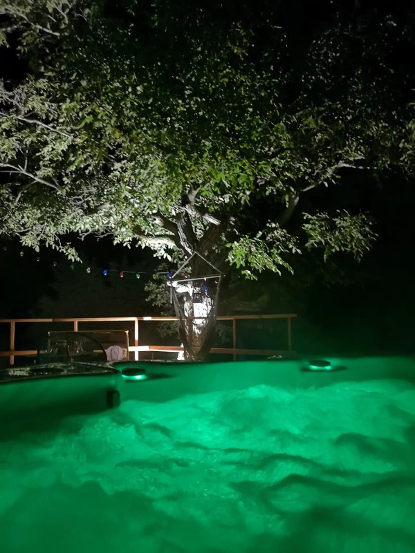 Roulotte la Clé du Luberon & SPA à Buoux (12)