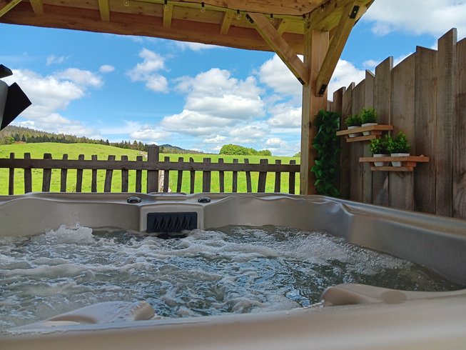 Hébergement AbracadaRoom : La Cabane des Combes & Spa - Image 2