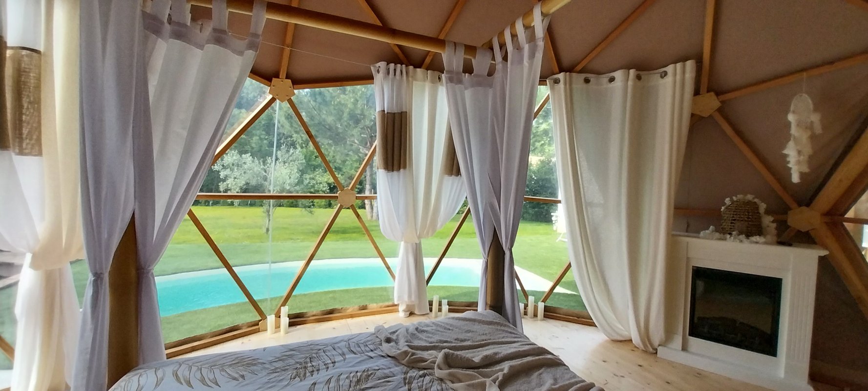 "M"ANON-Dôme Géodésique, piscine, spa et sauna. à Malves En Minervois (32)