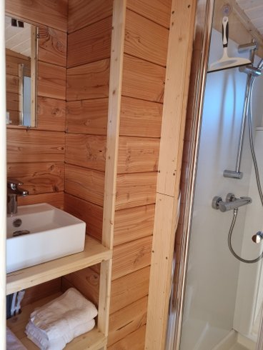 Hébergement AbracadaRoom : Lodge Boat 2 cabines 4 personnes - Image 4