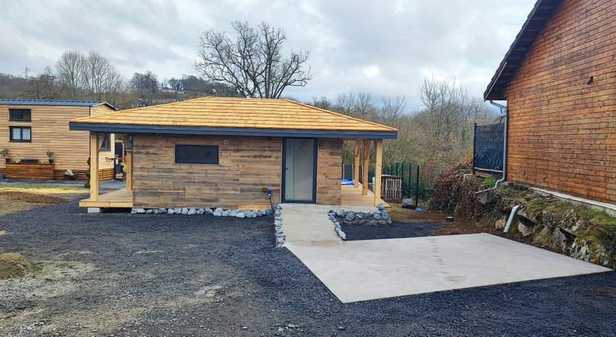 Hébergement AbracadaRoom : Cabane sur pilotis RMnature & Bain nordique - Image 1