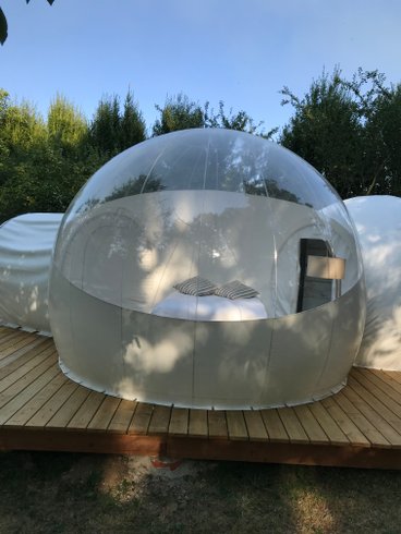 Domaine AbracadaRoom : Route des Bulles - Château de Montabert - Image 4