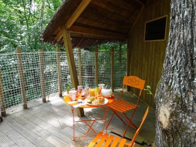 Hébergement AbracadaRoom : Cabane écureuil - Image 3