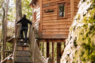 Cabane avec spa "Cocoon" à Lamothe-Fénelon (3)