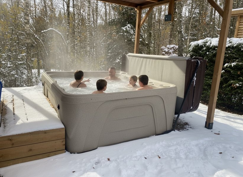 Hébergement AbracadaRoom : HY•Lødge Spa-6pers N°4 (Chalet nature avec spa privatif) - Image 1