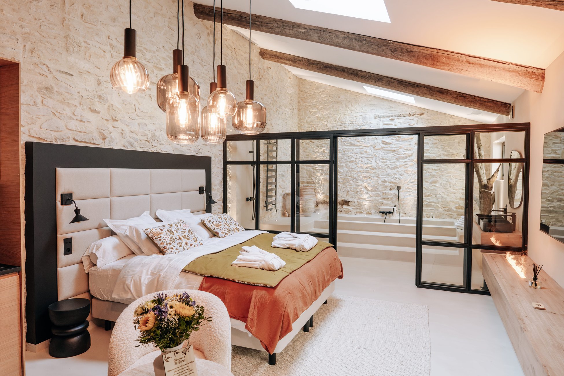 Hébergement UnicStay : La Grange - Chambre intimiste & spa - Tavel à Tavel