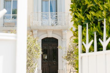 Maison de maître 4* avec piscine & jardin (6 pers.) à Magalas (2)