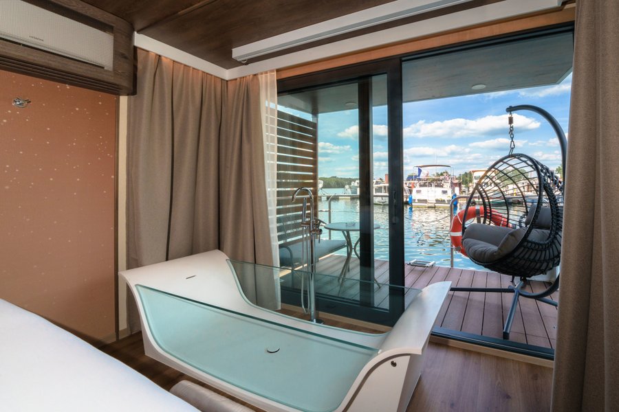 Suite flottante Supérieure Lit King-size Balnéo, Sauna et Rooftop — photo 2
