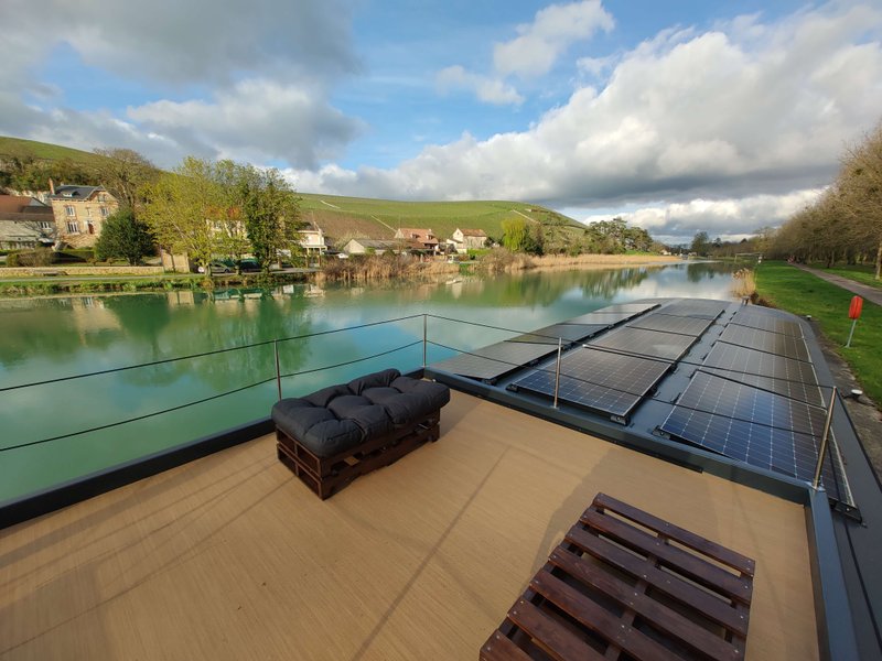 Hébergement AbracadaRoom : House Boat avec SPA naviguant en Champagne - Image 16