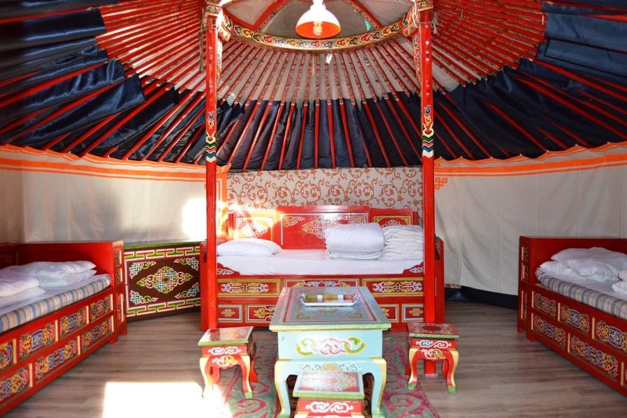 Hébergement AbracadaRoom : Yourte 2-4 pers - Rouge - 2ème - Image 6