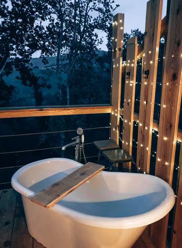 Hébergement AbracadaRoom : Tiny house MURATO avec baignoire extérieure - Image 11