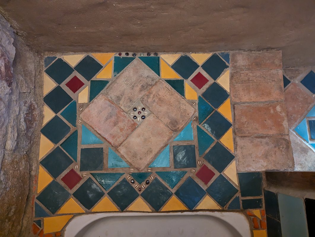 Maison organique à la mauvaise herbe à Barjols (12)