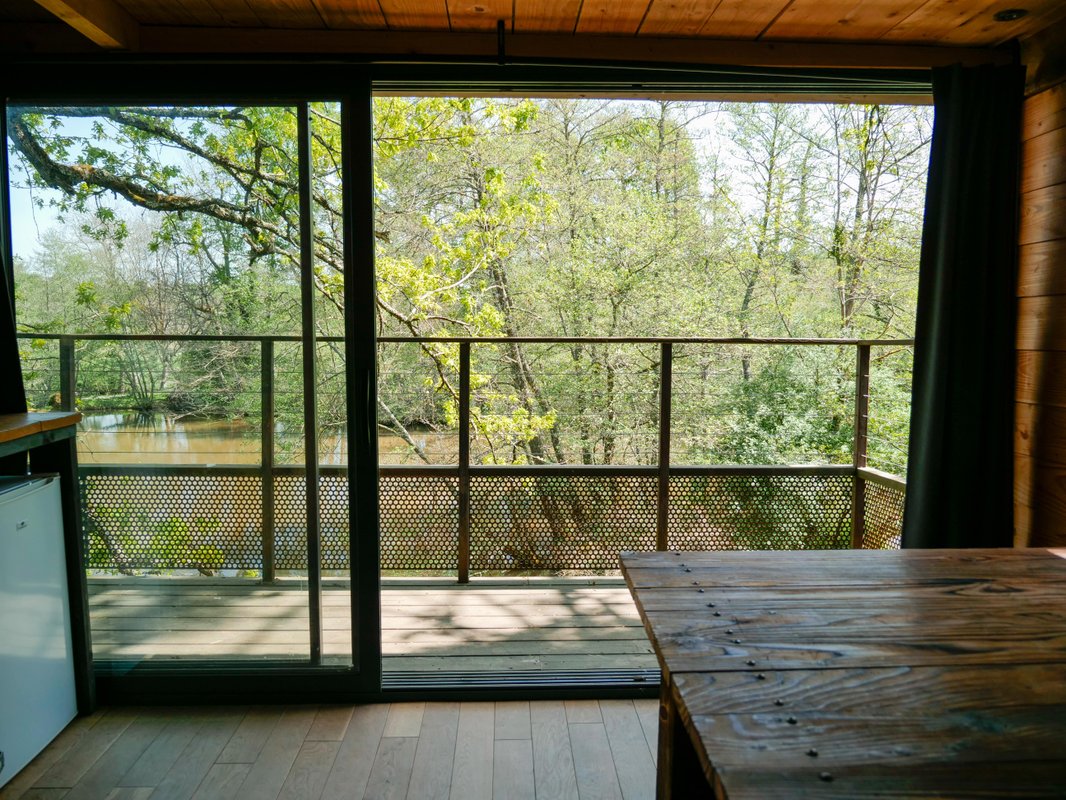 Notre Cabane perchée & son lac privé à Sadirac (8)