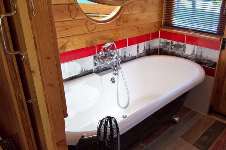 Hébergement AbracadaRoom : Roulotte Romantique du Vercornoix - Image 4