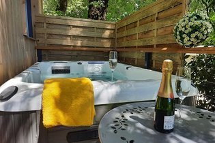 Cabane sur pilotis Tarn