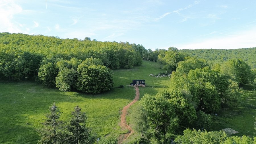 Domaine AbracadaRoom : Parcel Tiny House - face aux Pyrénées proche Toulouse - Image 1