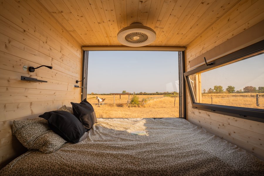 Hébergement AbracadaRoom : Homnest - Tiny house dans l'Allier - Cheval - Image 2