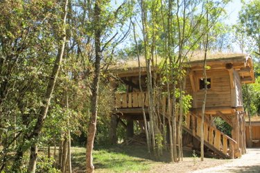 La Cabane Spa du Pêcheur à Chennegy (2)