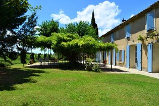 MAS DES AMANDIERS, séjour en Provence