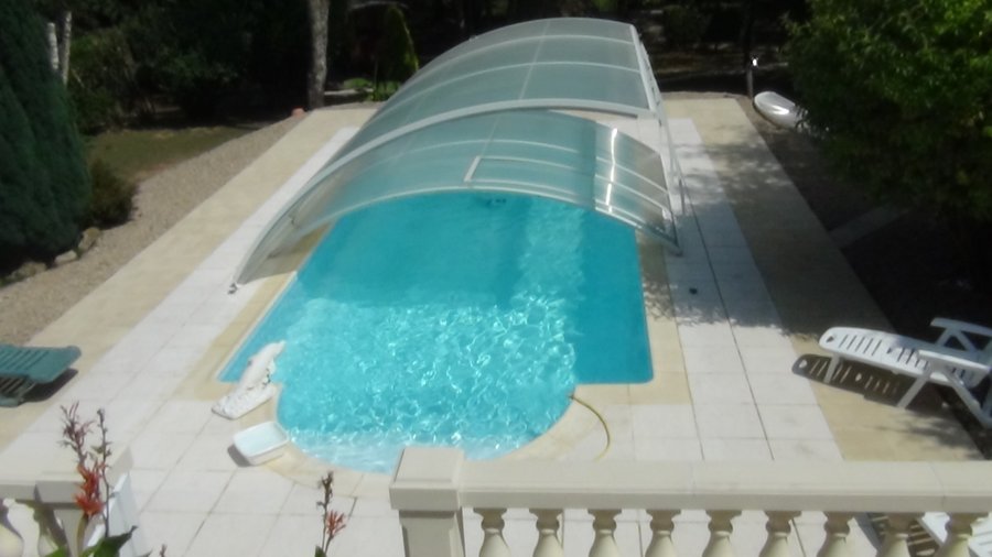 vue_rapproche_piscine_vendee_yourte