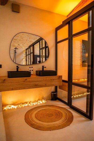 Hébergement AbracadaRoom : La Grange - Chambre intimiste & spa - Tavel - Image 18