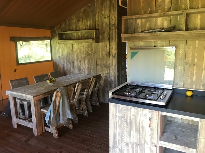 Hébergement AbracadaRoom : Tente Woody Safari & Spa - Image 5