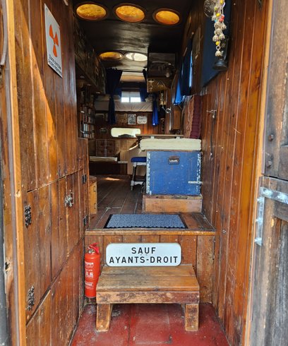 Hébergement AbracadaRoom : Le Truck-Lodge le ALBION - Image 8