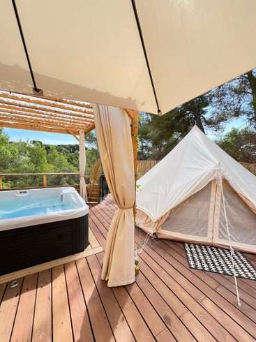 Domaine AbracadaRoom : La tente lodge spa de MFG - Image 8