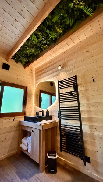Hébergement AbracadaRoom : Cabane perchée & spa + sauna - Image 6