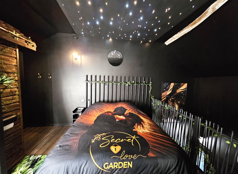 Domaine AbracadaRoom : Secret Love Garden - Image 7