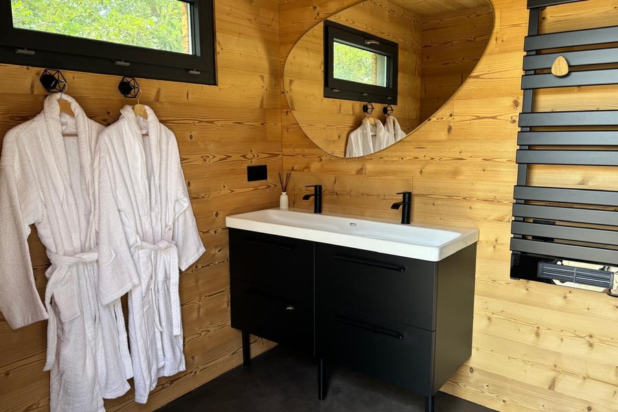 La Bulle StélléA SPA Privatif, Domaine CollinéA en Drôme Des Collines — photo 2