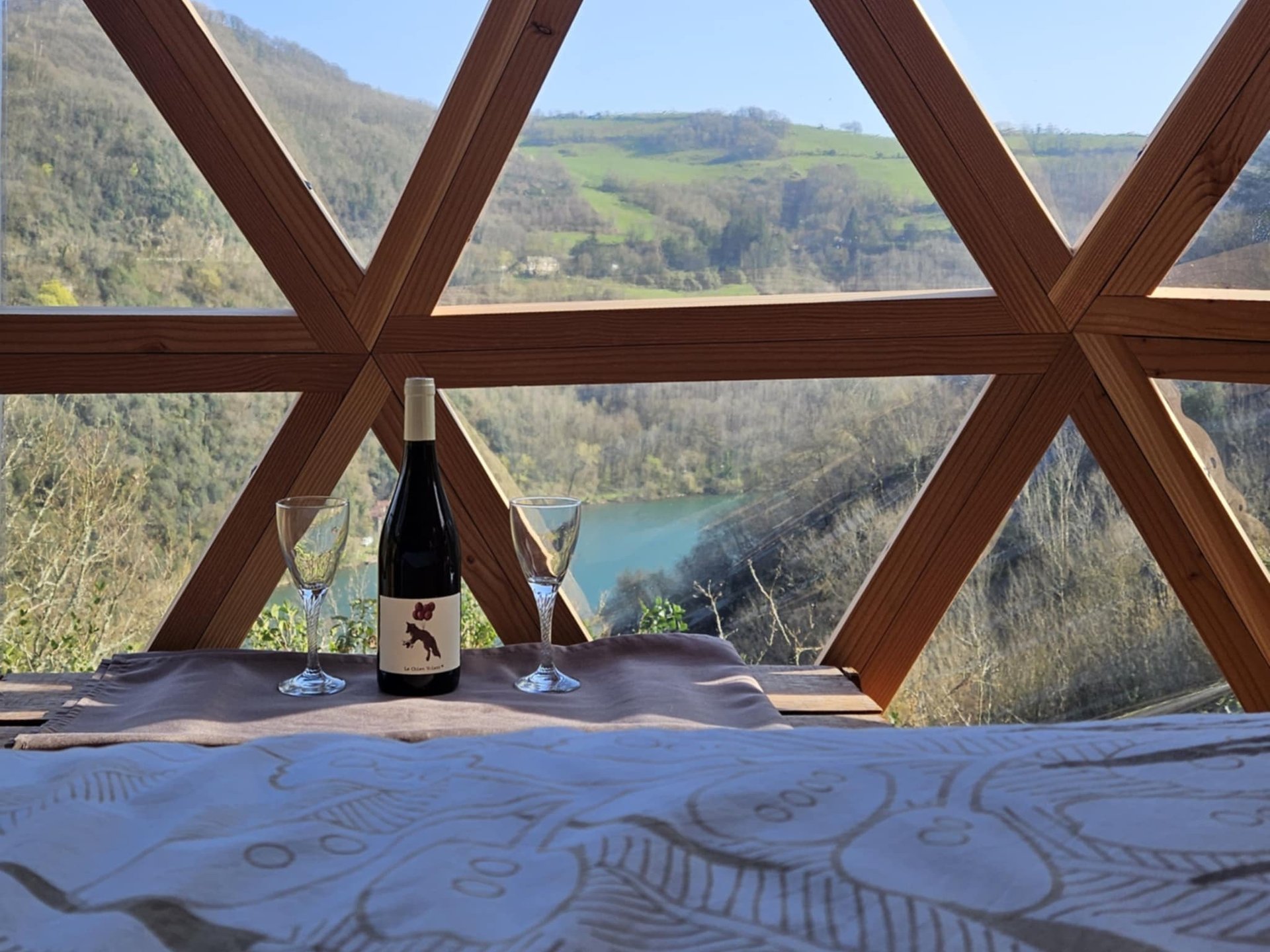 Dôme Sweet Dream & spa avec vue rivière