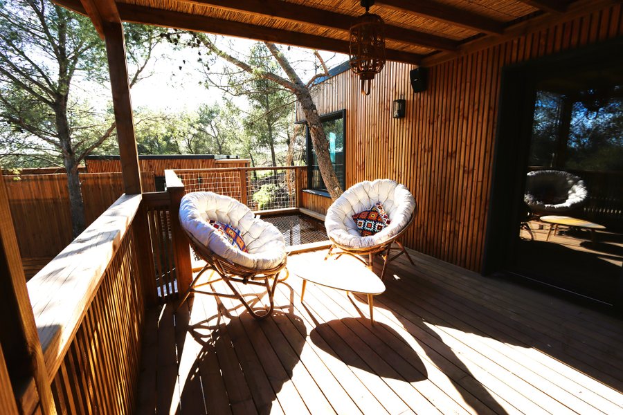 Hébergement AbracadaRoom : Villa Couple Baignoire Jacuzzi et Filet - Image 12