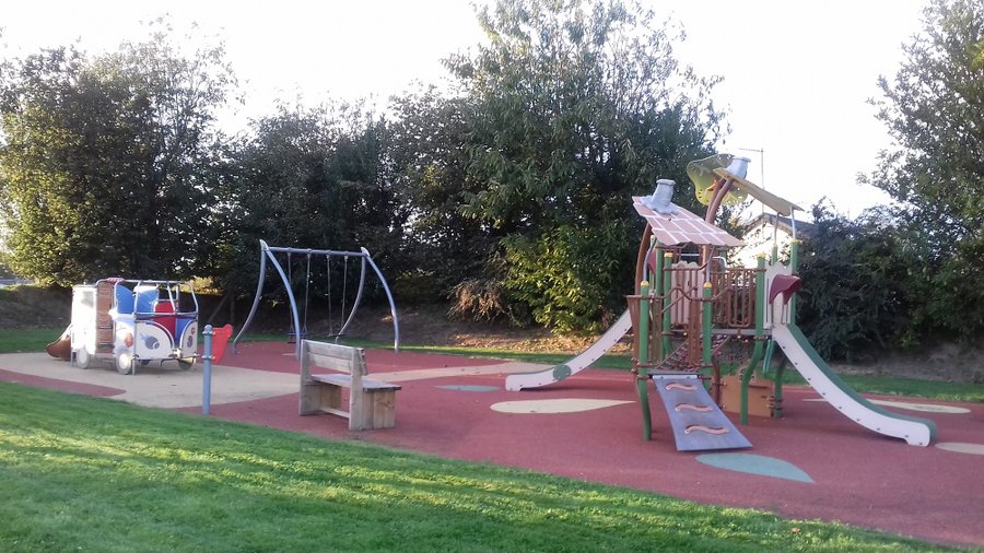 aire de jeu camping l'aiguille creuse